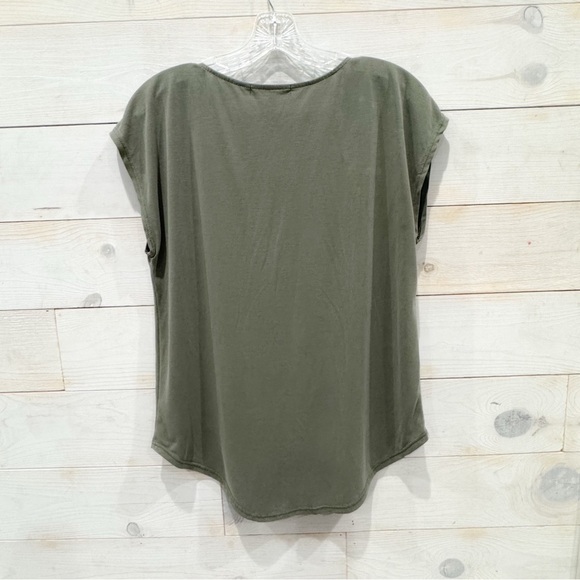 Green Envelope zip detail short sleeve flowy top ❤️ - Picture 6 of 7